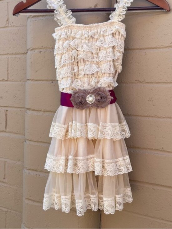 Toddler Cream Lace Ruffle Dress size Medium with Burgundy removable sash - Picture 2 of 7